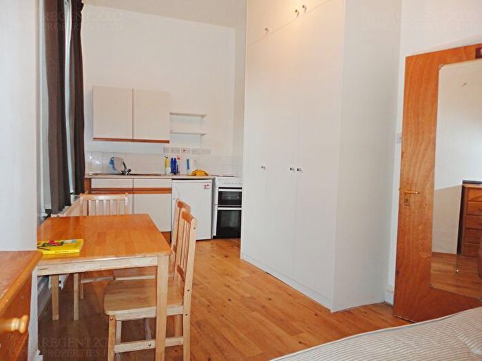 Studio To Rent In Flat, B Royal College Street, London, NW1
