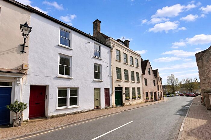 1 Bedroom Flat For Sale In Silver Street, Tetbury, Gloucestershire, GL8
