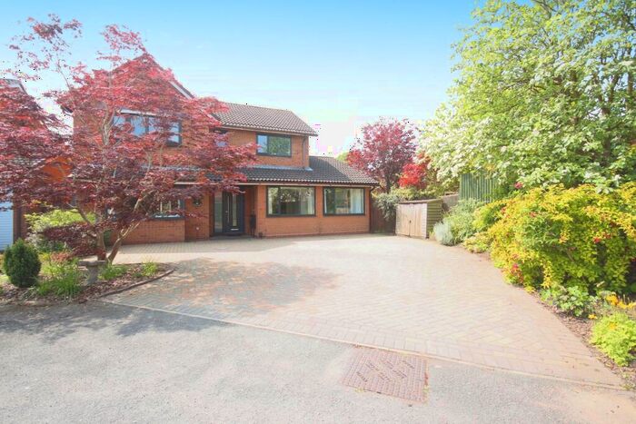 5 Bedroom Detached House For Sale In Butler Close, Kenilworth, CV8