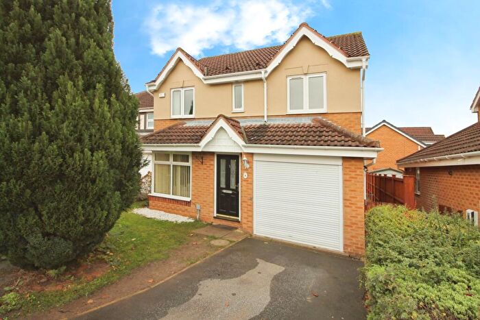 4 Bedroom Detached House For Sale In Woodbridge Avenue, Leeds, LS25