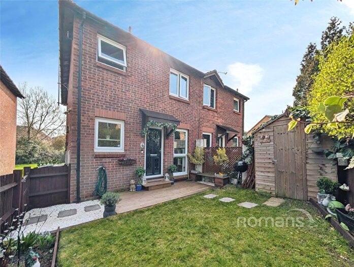 1 Bedroom Terraced House For Sale In Larks Meade, Earley, Reading, RG6