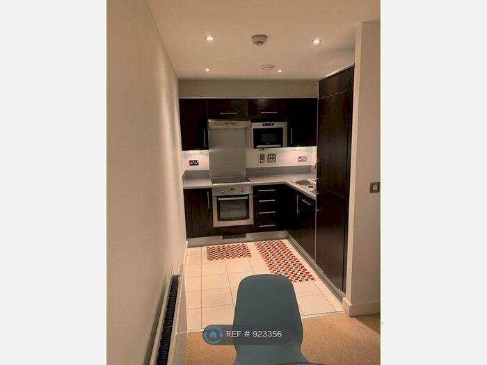 1 Bedroom Flat To Rent In Hotspur Street, Aragon Court, Hotspur Street, SE11