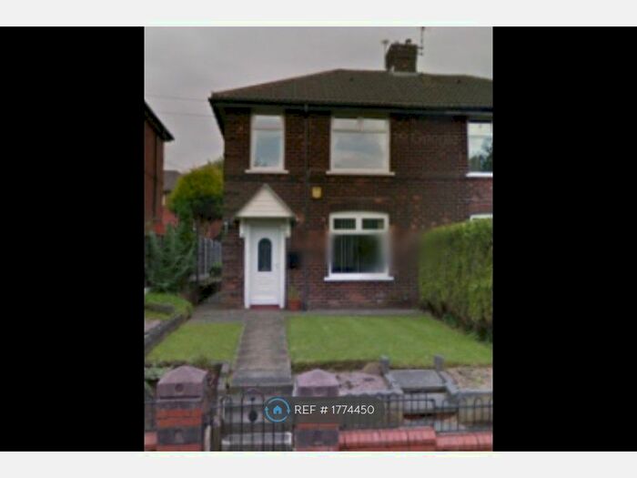 3 Bedroom Semi-Detached House To Rent In Rooley Moor Road, Rochdale, OL12