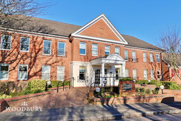 1 Bedroom Apartment For Sale In Carlton House, Algers Road, Loughton, IG10
