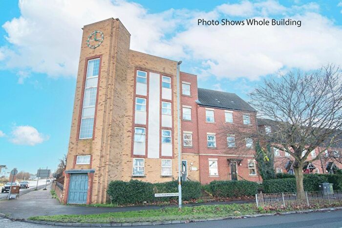 2 Bedroom Flat For Sale In Irthlingborough Road, Wellingborough, NN8