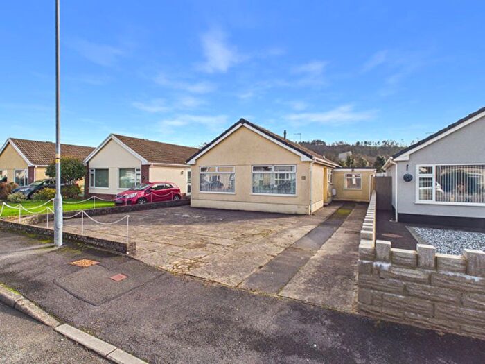 3 Bedroom Detached Bungalow For Sale In Cilddewi Park, Johnstown, Carmarthen, SA31