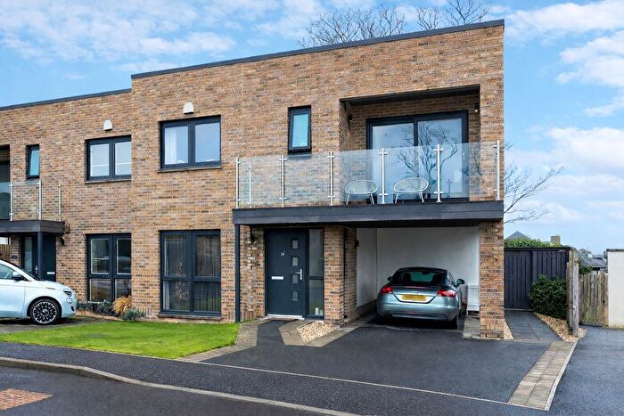 4 Bedroom Semi Detached House For Sale In Forth Park Crescent, Kirkcaldy, KY2