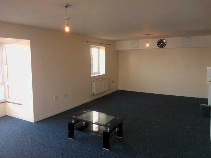 2 Bedroom Flat To Rent In Macarthur Close, Erith DA8