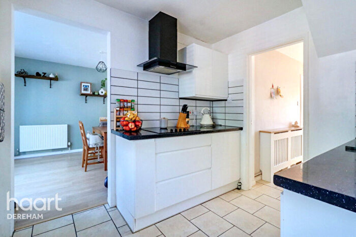 3 Bedroom Detached House For Sale In South Green Gardens, Dereham, NR19