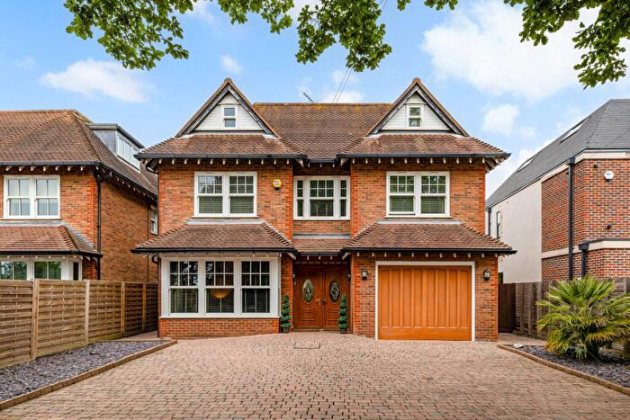 5 Bedroom Detached House To Rent In Barnet Road Arkley, EN5