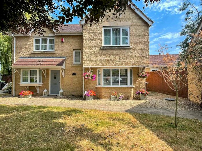 4 Bedroom Detached House For Sale In Collett Place, Latton, SN6