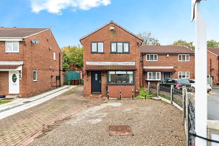 3 Bedroom Detached House For Sale In The Poplars, Knottingley, WF11