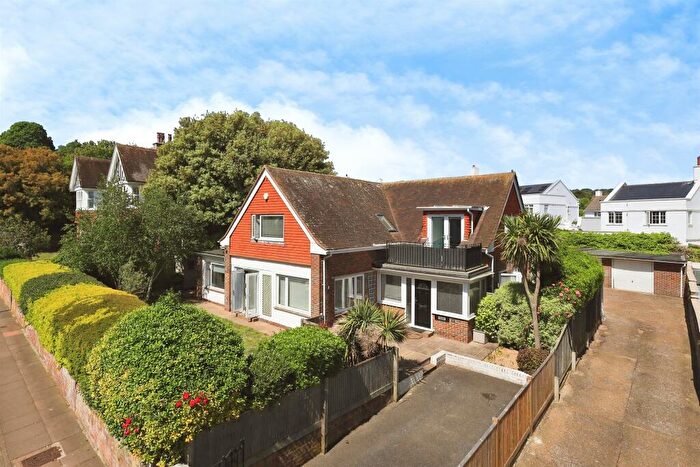3 Bedroom Detached House For Sale In Dukes Drive, Eastbourne, BN20