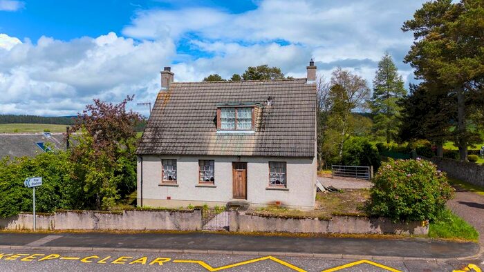 4 Bedroom Detached House For Sale In Main Street, Tomintoul, Ballindalloch, AB37