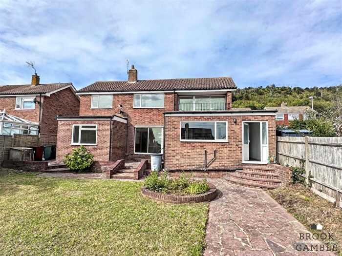 5 Bedroom Detached House For Sale In Bracken Road, Eastbourne, BN20
