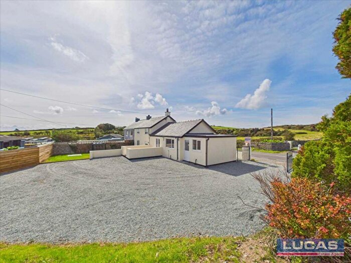 3 Bedroom Semi-Detached House For Sale In Pen Y Graig, Llanfaethlu, LL65