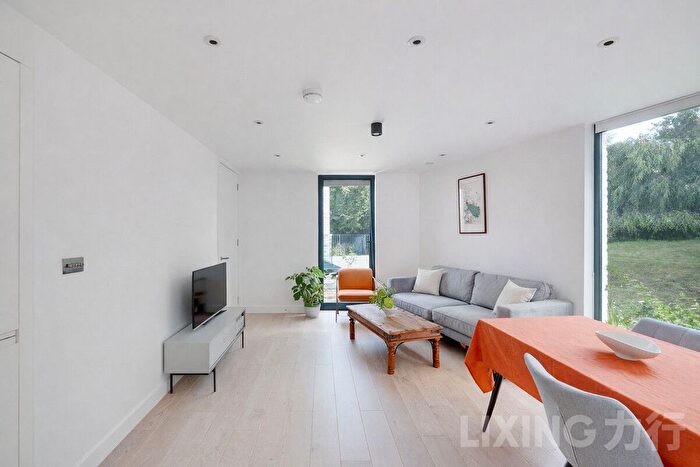 3 Bedroom Flat For Sale In Finchley Road, Hampstead, NW3