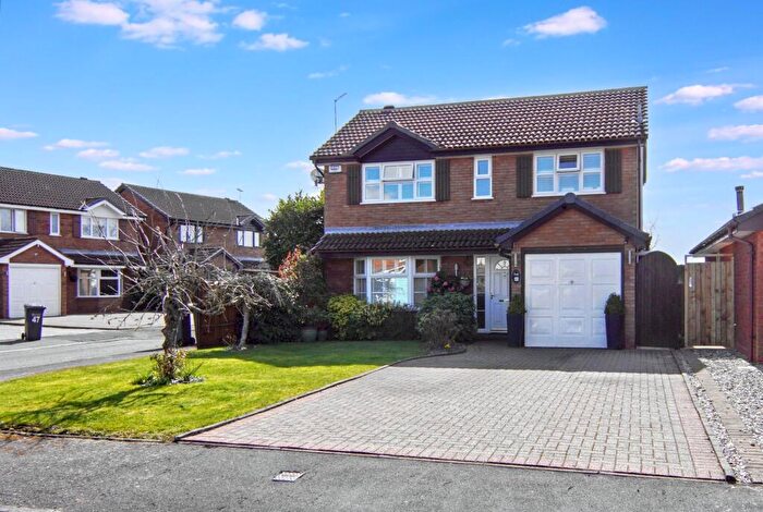4 Bedroom Detached House For Sale In James Dawson Drive, Millisons Wood, CV5