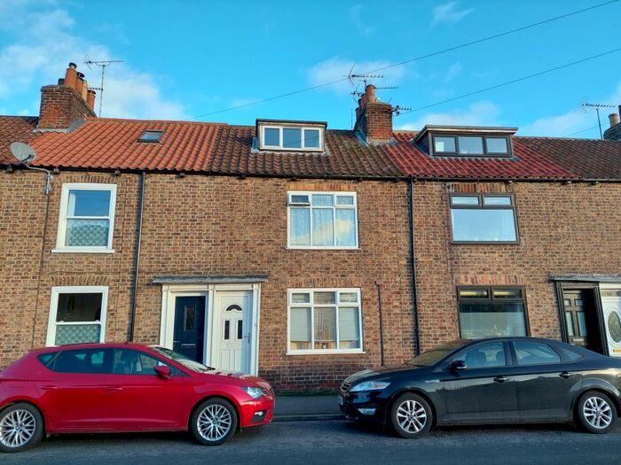 3 Bedroom Terraced House To Rent In St Johns Road, Driffield, YO25