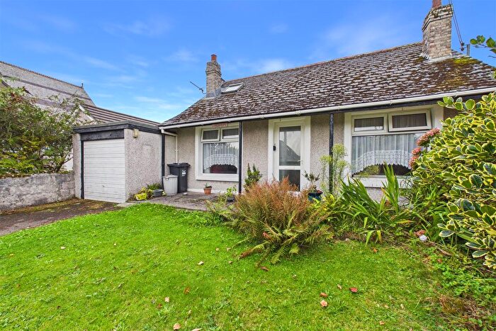 2 Bedroom Bungalow For Sale In St. Francis Road, Indian Queens, St. Columb, TR9