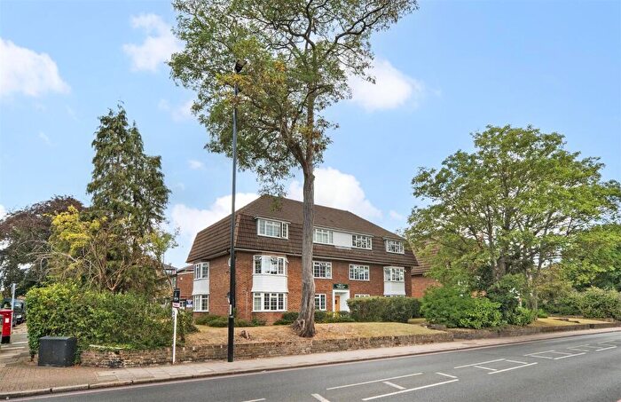 2 Bedroom Flat To Rent In London Road, BR1