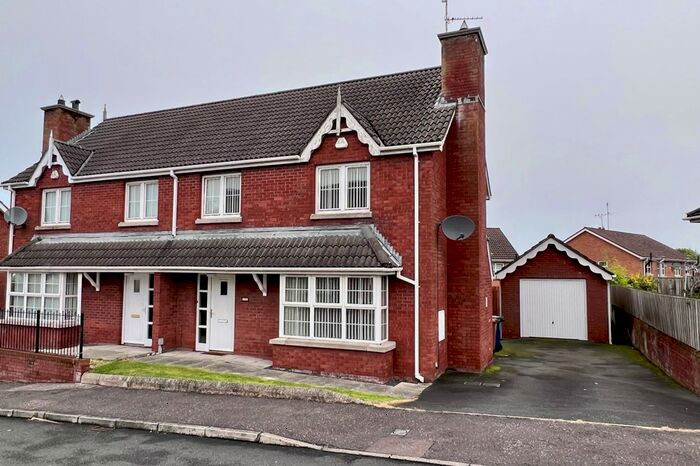 4 Bedroom Semi-Detached Villa To Rent In Kernan Hill Manor, Portadown, BT63