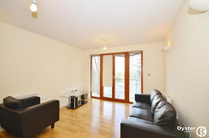 2 Bedroom Flat To Rent In Ilford Hill, Icon Building, IG1