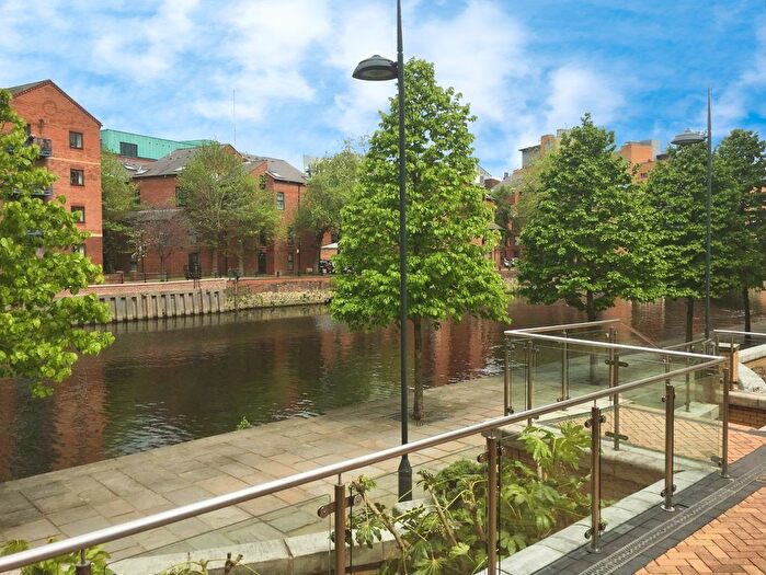 1 Bedroom Flat To Rent In Admiral Court, Brewery Wharf, Leeds, LS10