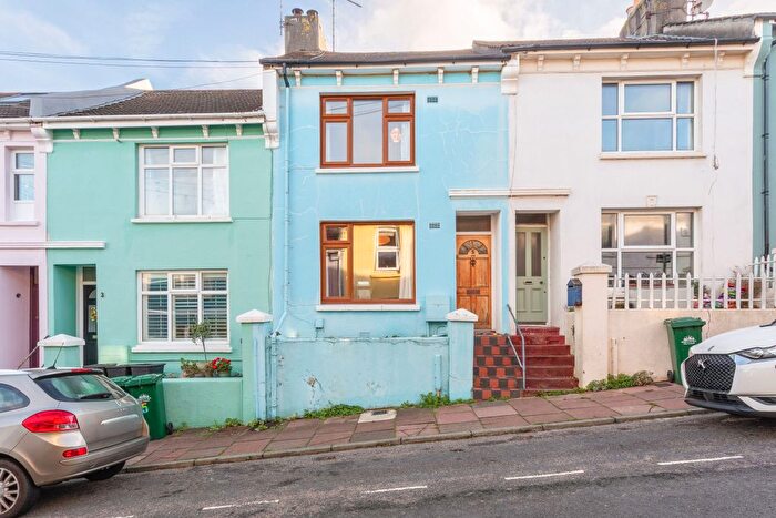 2 Bedroom Terraced House For Sale In Arnold Street, Brighton, BN2