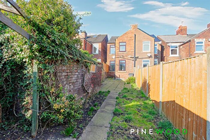 2 Bedroom Semi-Detached House For Sale In Derby Road, Chesterfield, Derbyshire, S40