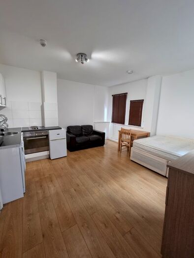 Studio To Rent In Finchley Road, Finchley Road NW3