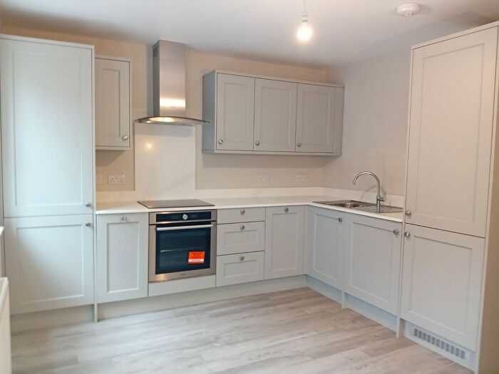 2 Bedroom Flat To Rent In Cheapside, Wakefield, West Yorkshire, WF1
