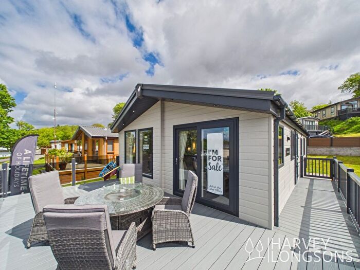 3 Bedroom Mobile/park Home For Sale In Llanrug, Caernarfon, LL55