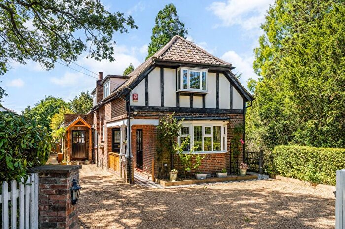 3 Bedroom Detached House For Sale In Horsley Road, Downside, Cobham, KT11