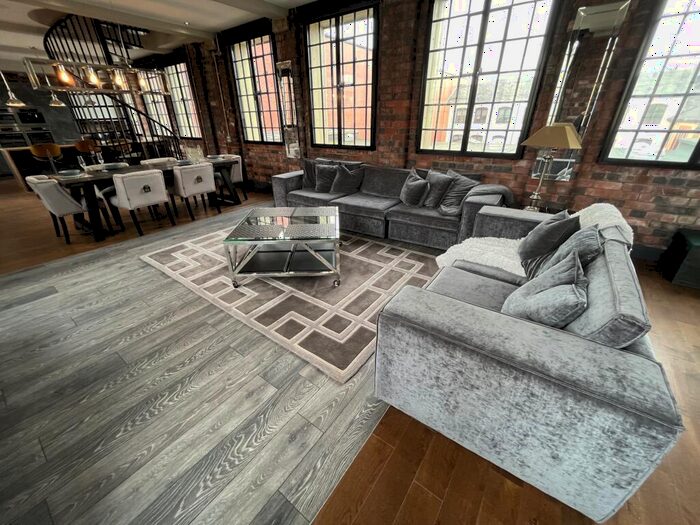 3 Bedroom Apartment To Rent In Caroline Street, Birmingham, B3