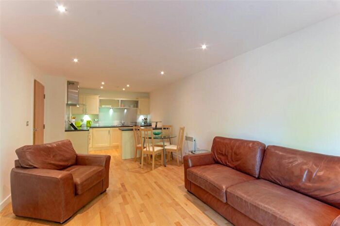 2 Bedroom Flat To Rent In Manor Chare, Newcastle Upon Tyne, NE1