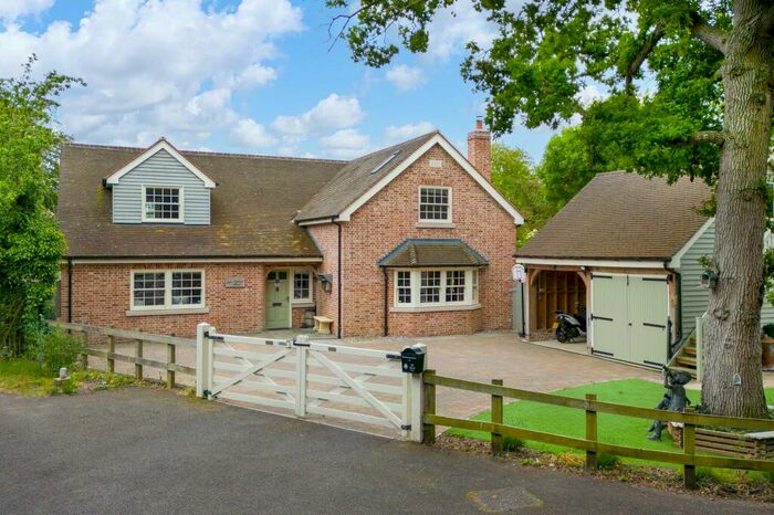 4 Bedroom Detached House For Sale In Meldreth Road, Whaddon, SG8