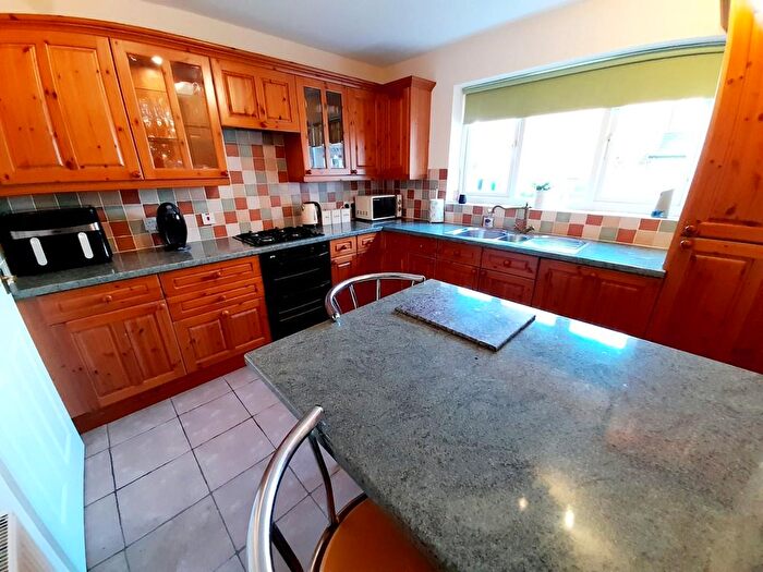 4 Bedroom Detached House For Sale In The Wolds, Waddingham, Gainsborough, DN21