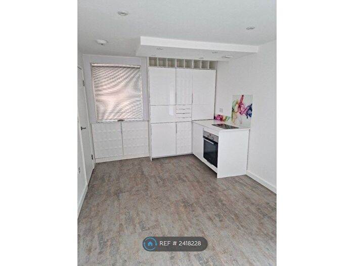 1 Bedroom Flat To Rent In Reeves Way, South Woodham Ferrers, Chelmsford, CM3