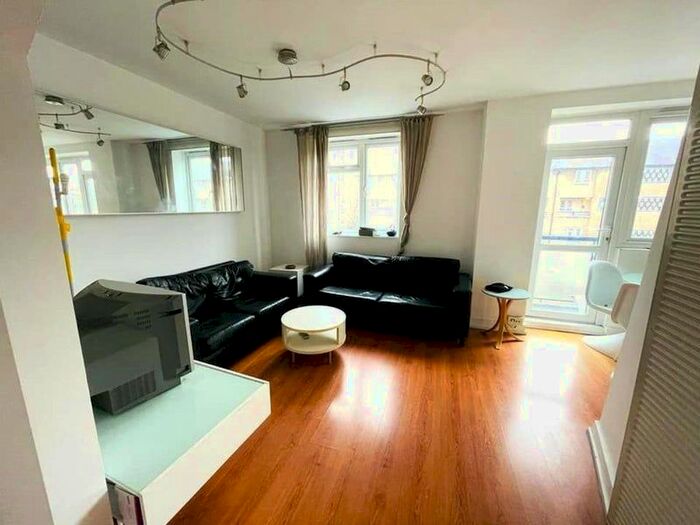 1 Bedroom Flat To Rent In Hindrey Road, London, E5