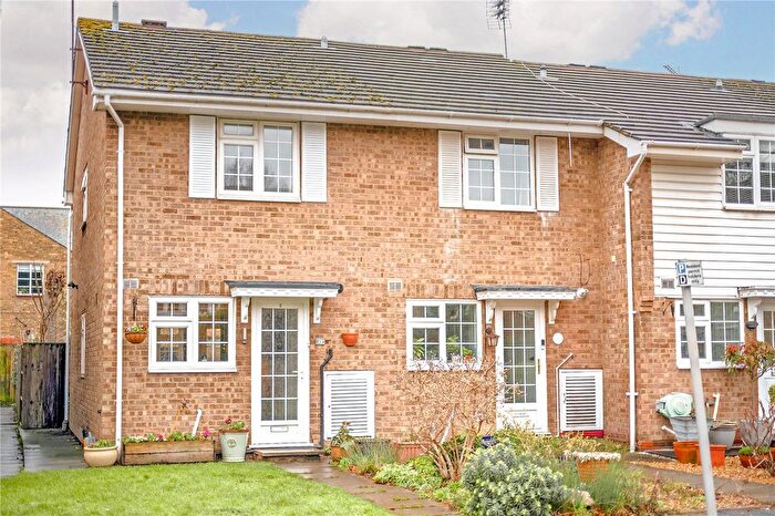 2 Bedroom End Terrace House For Sale In Tudor Gardens, Twickenham, TW1