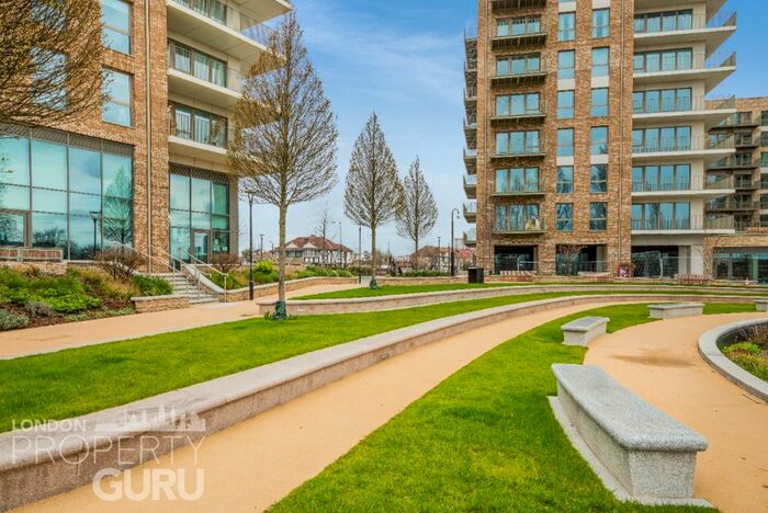 3 Bedroom Flat To Rent In Grand Union, Alperton, HA0