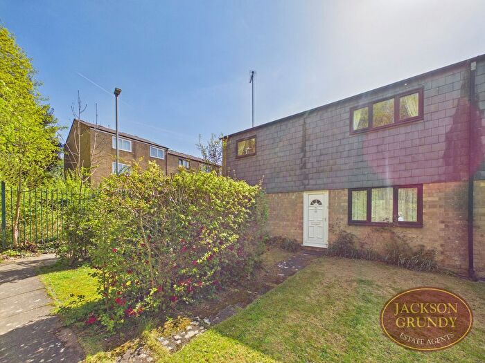 3 Bedroom Terraced House For Sale In Campion Court, Bellinge, NN3