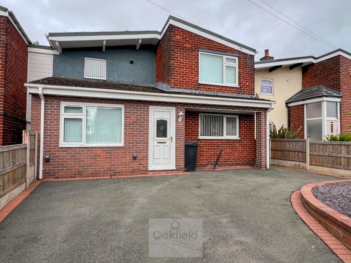 3 Bedroom Link Detached House To Rent In Alyn Road, Buckley, Flintshire, CH7