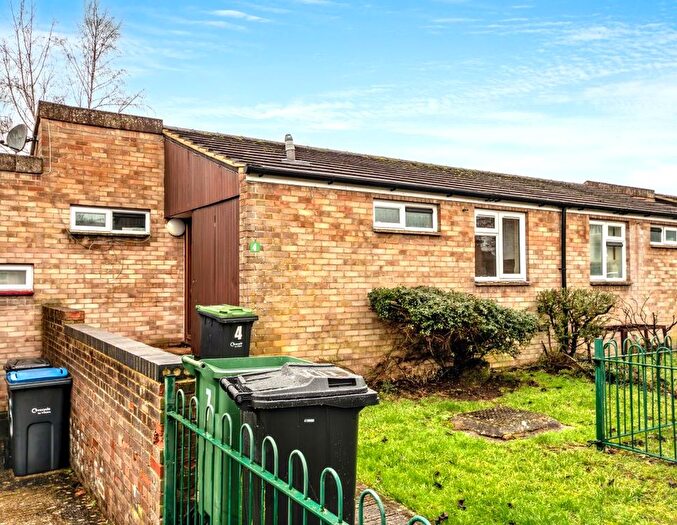 2 Bedroom Bungalow For Sale In Colemans Close, Calne, SN11