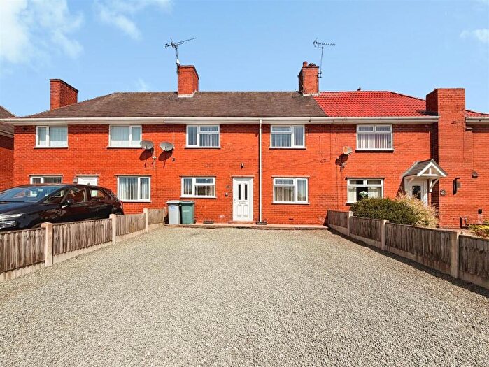 3 Bedroom Terraced House For Sale In Fourth Avenue, Edwinstowe, Mansfield, NG21