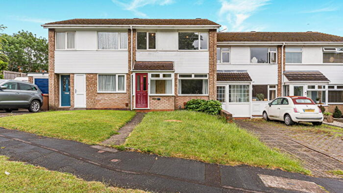 3 Bedroom Terraced House For Sale In Milholme Green, Solihull, B92