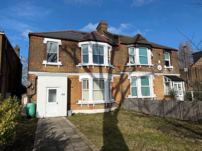 1 Bedroom Flat For Sale In St. Mildreds Road, London, SE12