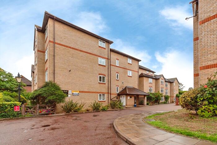 1 Bedroom Flat For Sale In The Dell, Colchester, Essex, CO1