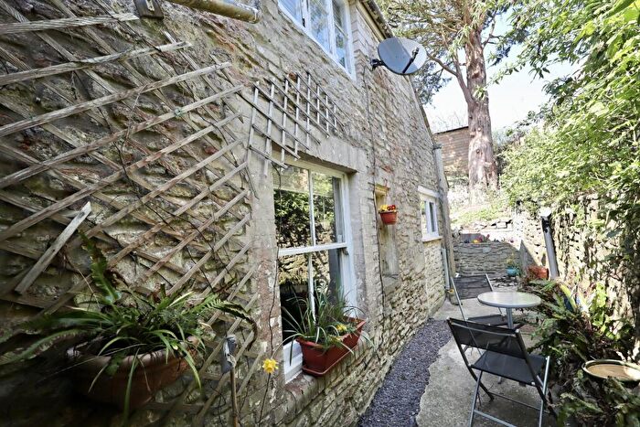 2 Bedroom Semi-Detached House For Sale In Long Street, Croscombe, BA5